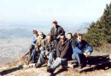 nicht viel Platz fr alle auf der Drachenrampe am Lijak, 900m MSL